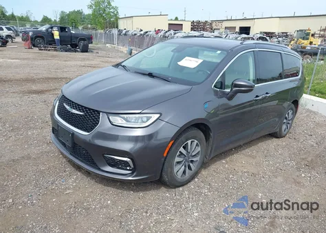 2021 Chrysler Pacifica Hybrid Touring L z USA, uszkodzony, nr VIN 2C4RC1L74MR602764